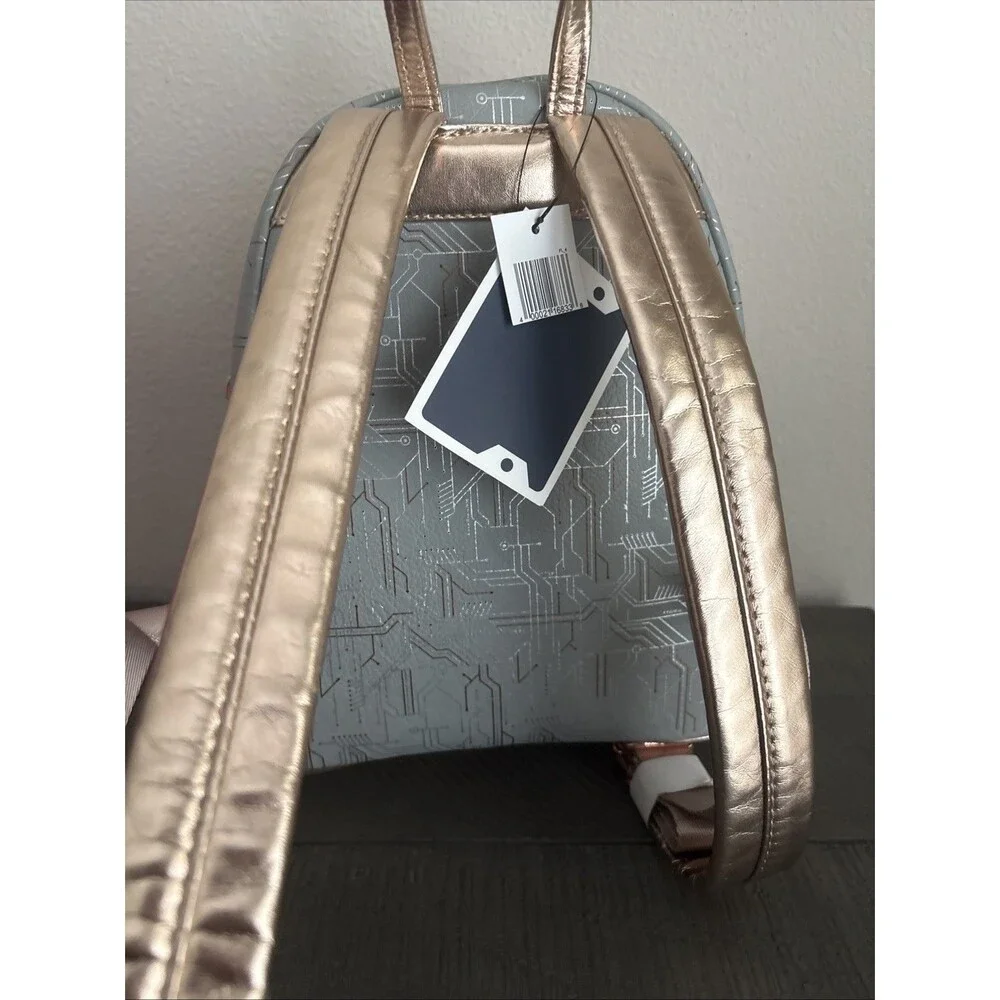 Disney Parks Star Wars Galaxy's Edge Black Spire Outpost Silver Backpack NEW